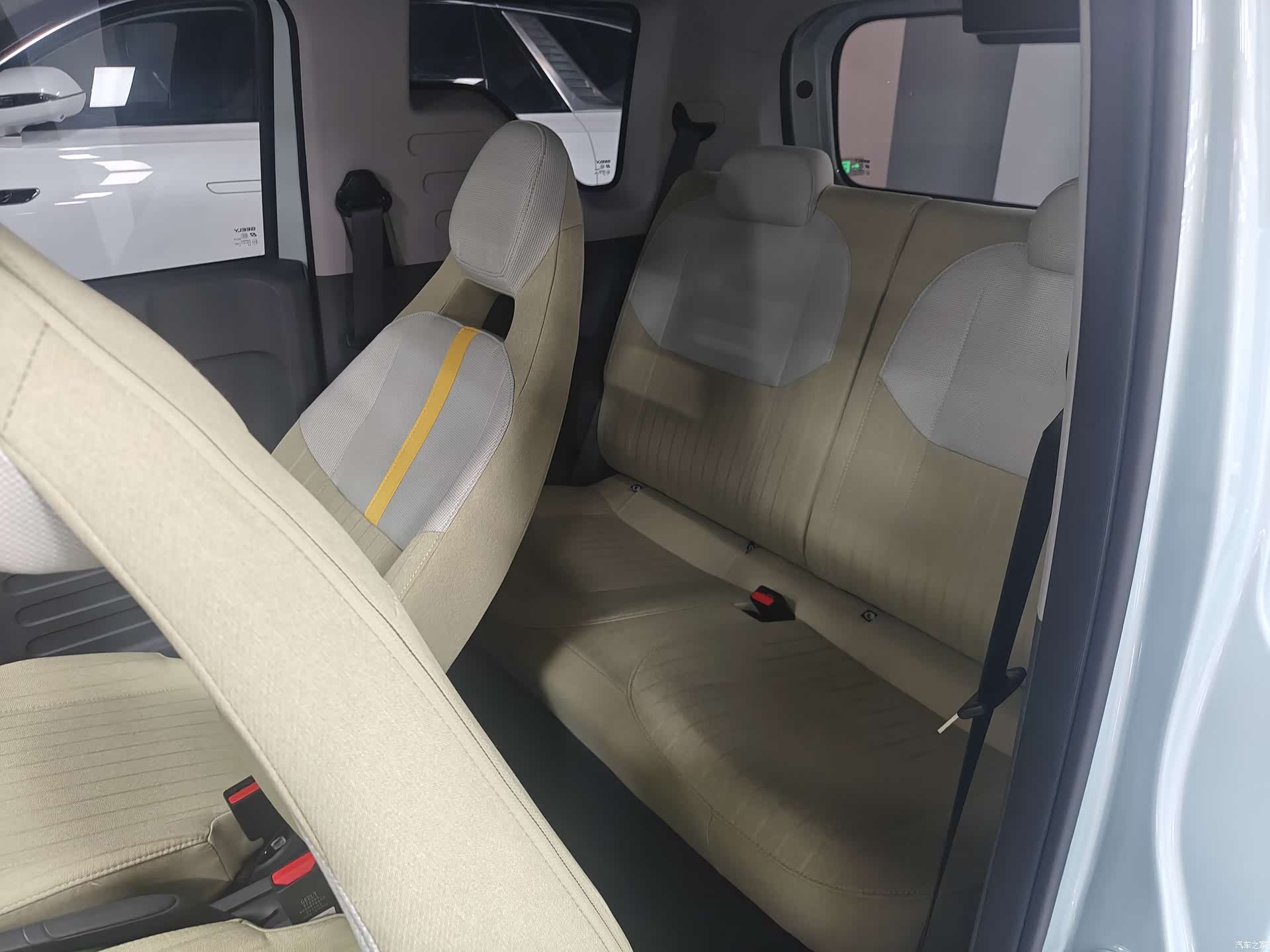 Geely Panda, 2025 17