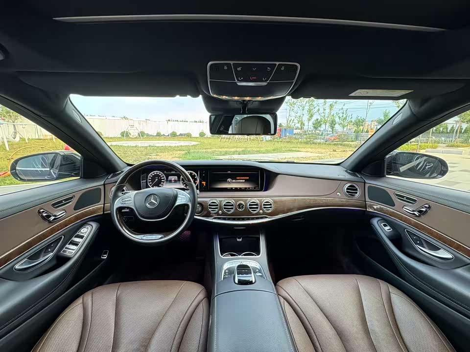 Mercedes-Benz S-class Mercedes-Benz S-class