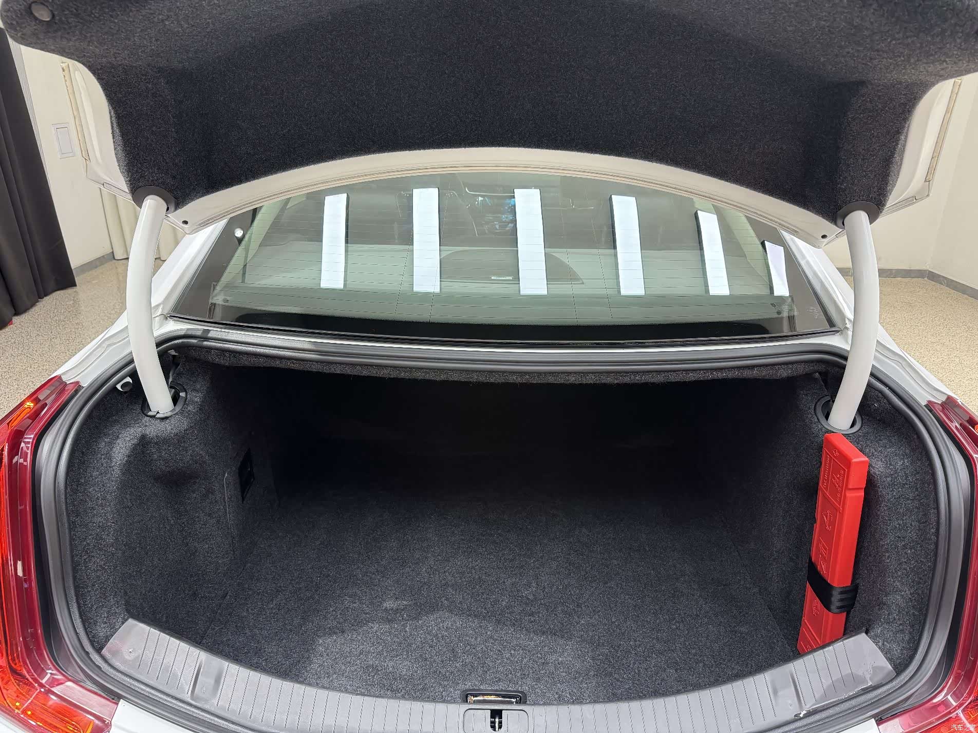 Cadillac XTS, 2019 34