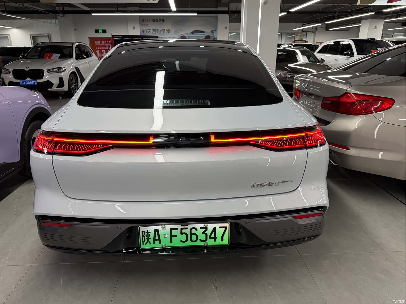 Geely 8, 2025 все фото