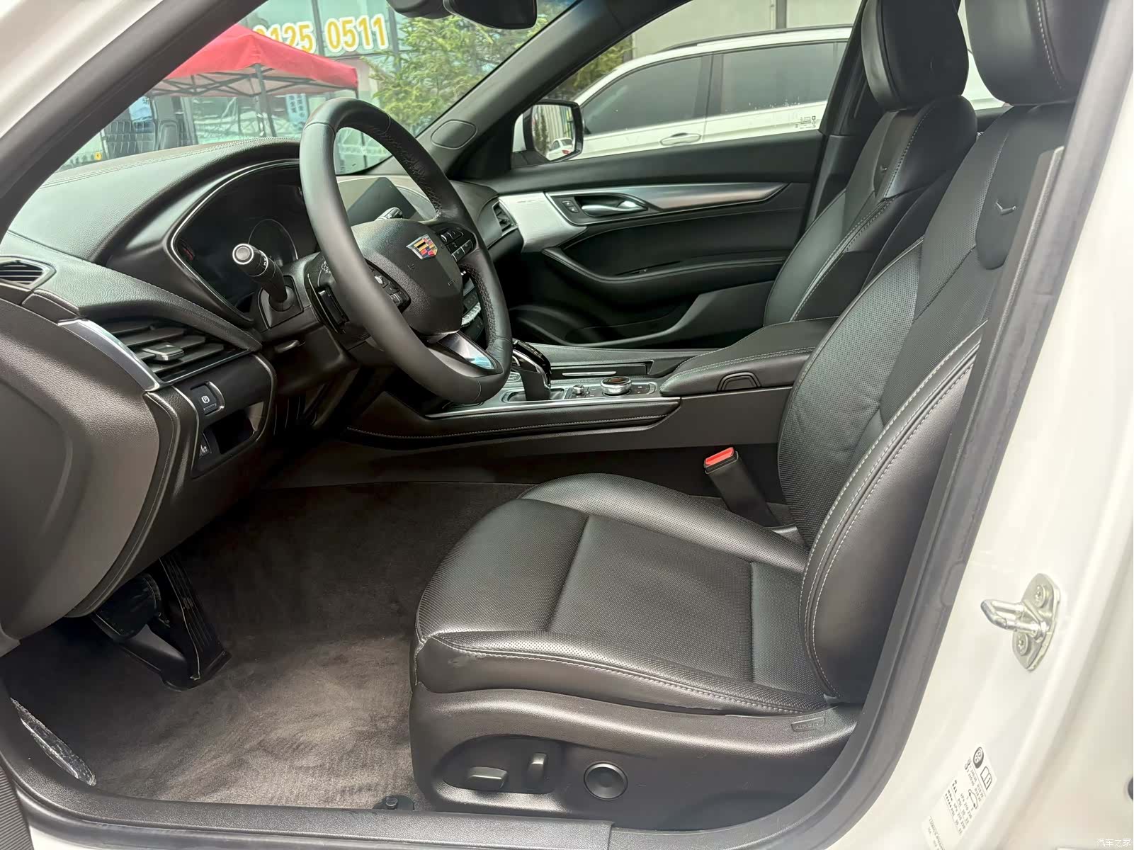 Cadillac CT5, 2023 4