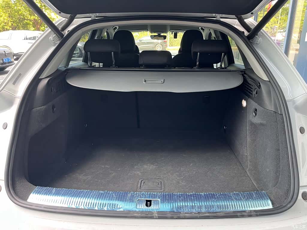 Audi Q3, 2018 14