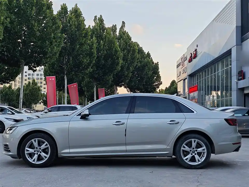 Audi A4L