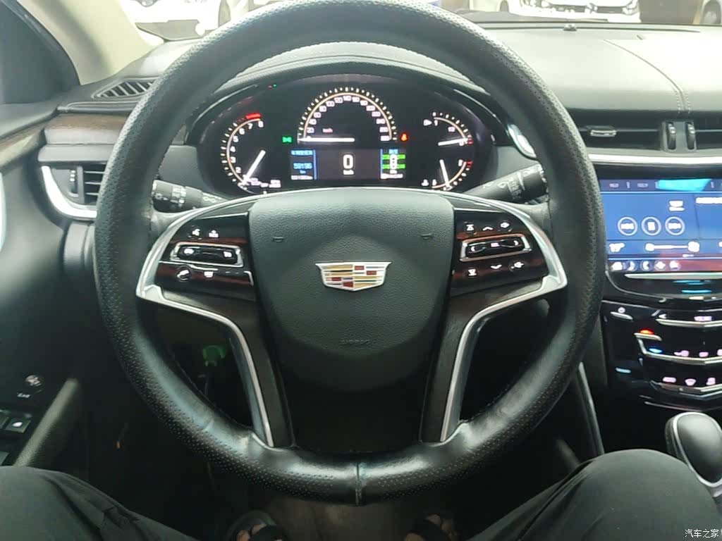 Cadillac XTS, 2018 11