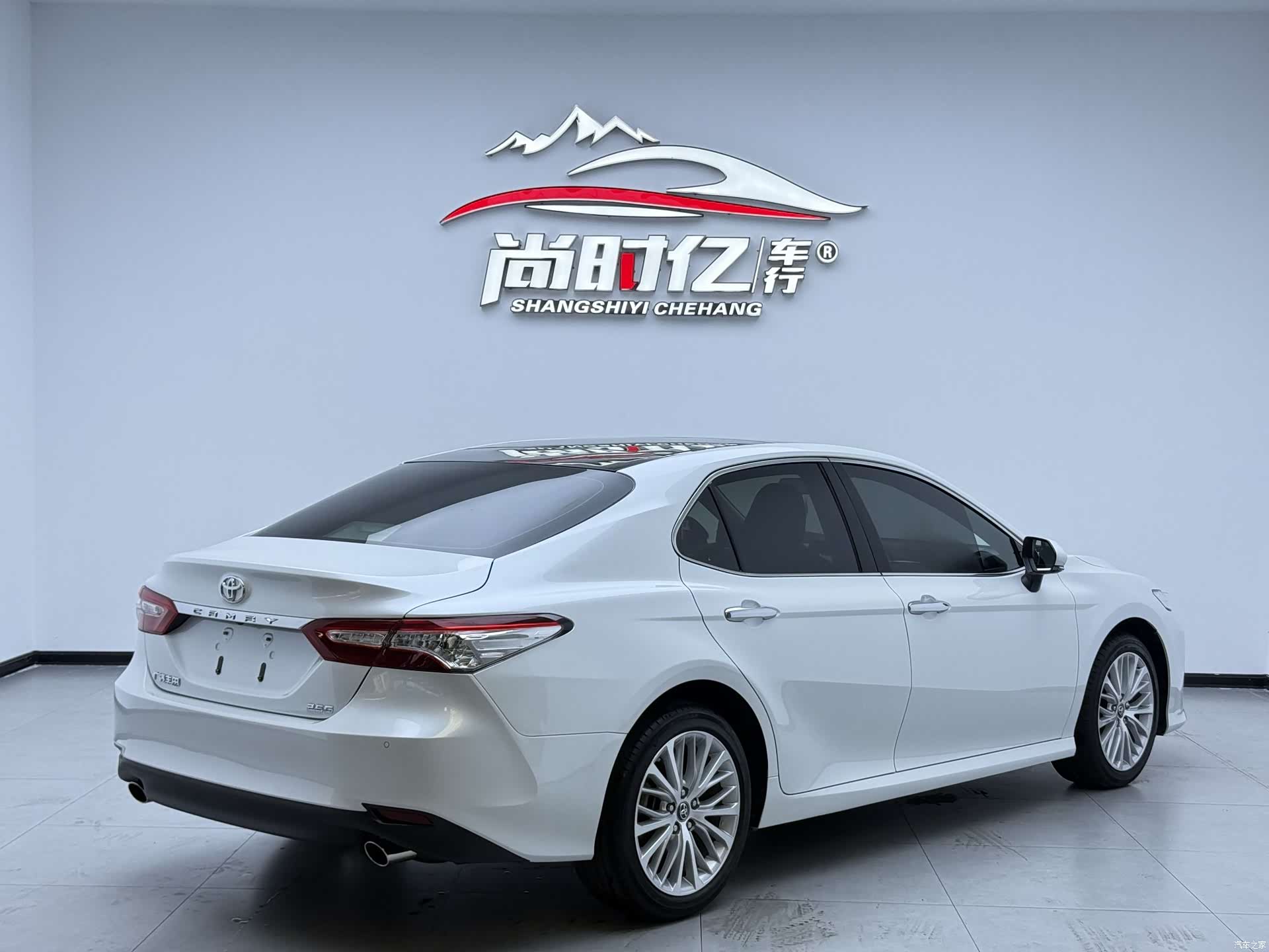 Toyota Camry, 2021 8