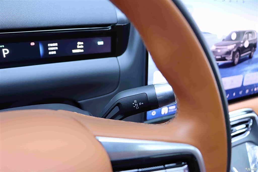 Geely M9, 2025 10