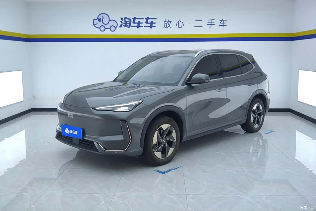 Geely Galaxy E5, 2025 1