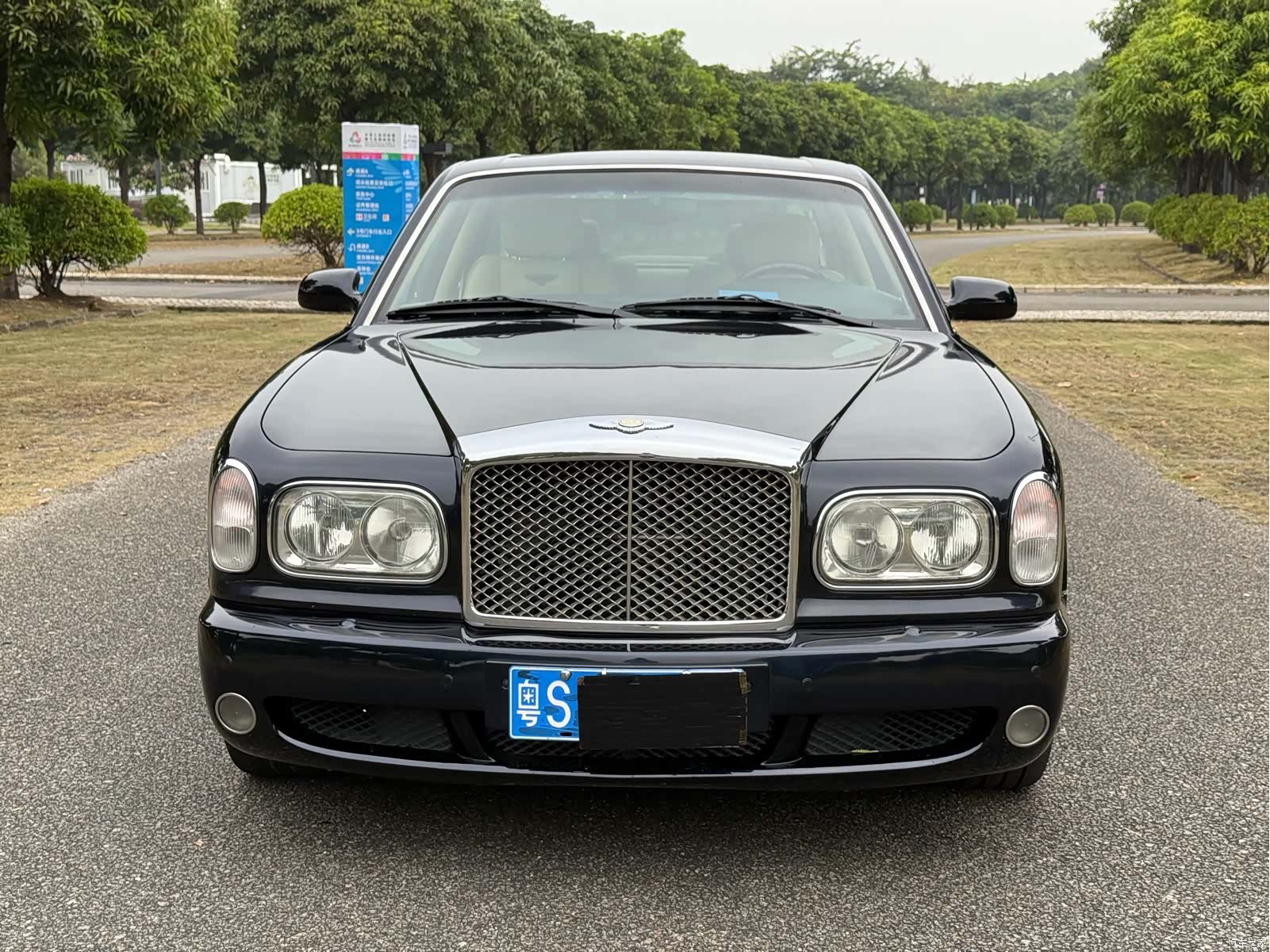 Bentley R, 2005 2