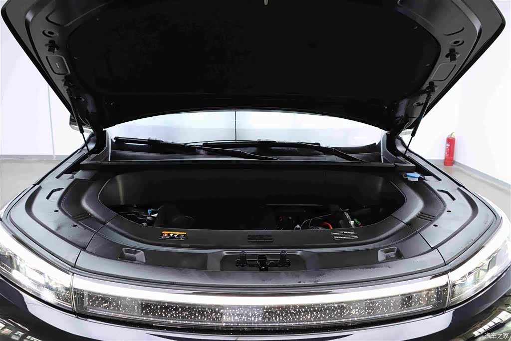 Geely M9, 2025 31