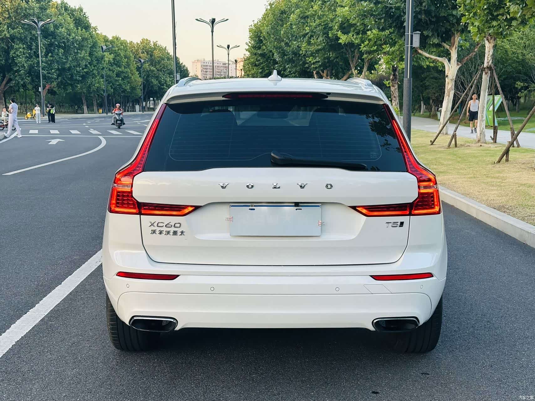 Volvo XC60, 2018 все фото