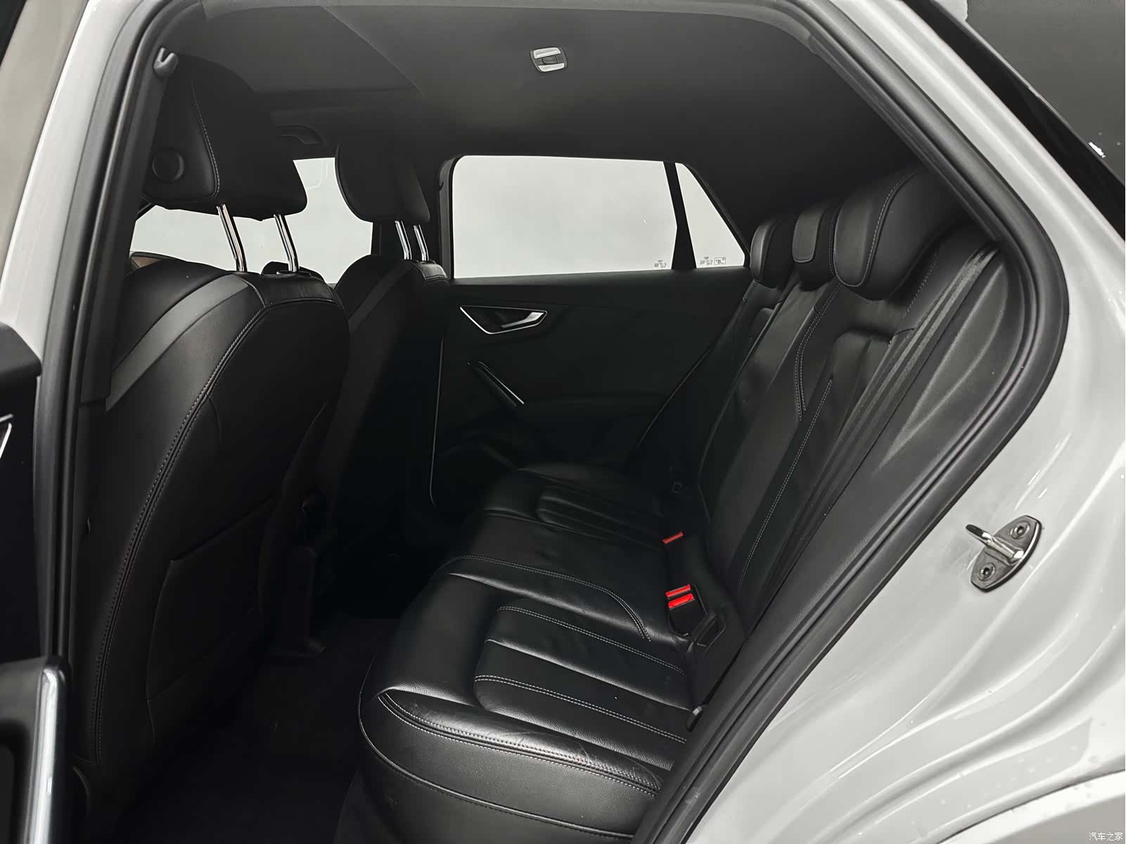 Audi Q2L, 2022 22