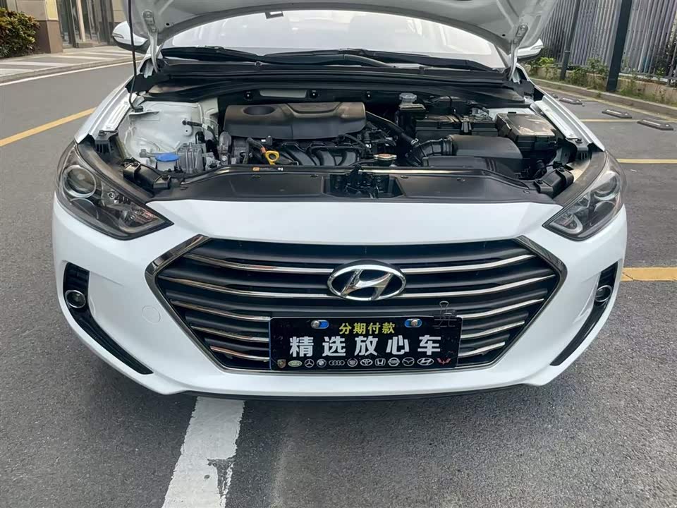 Hyundai Lead
