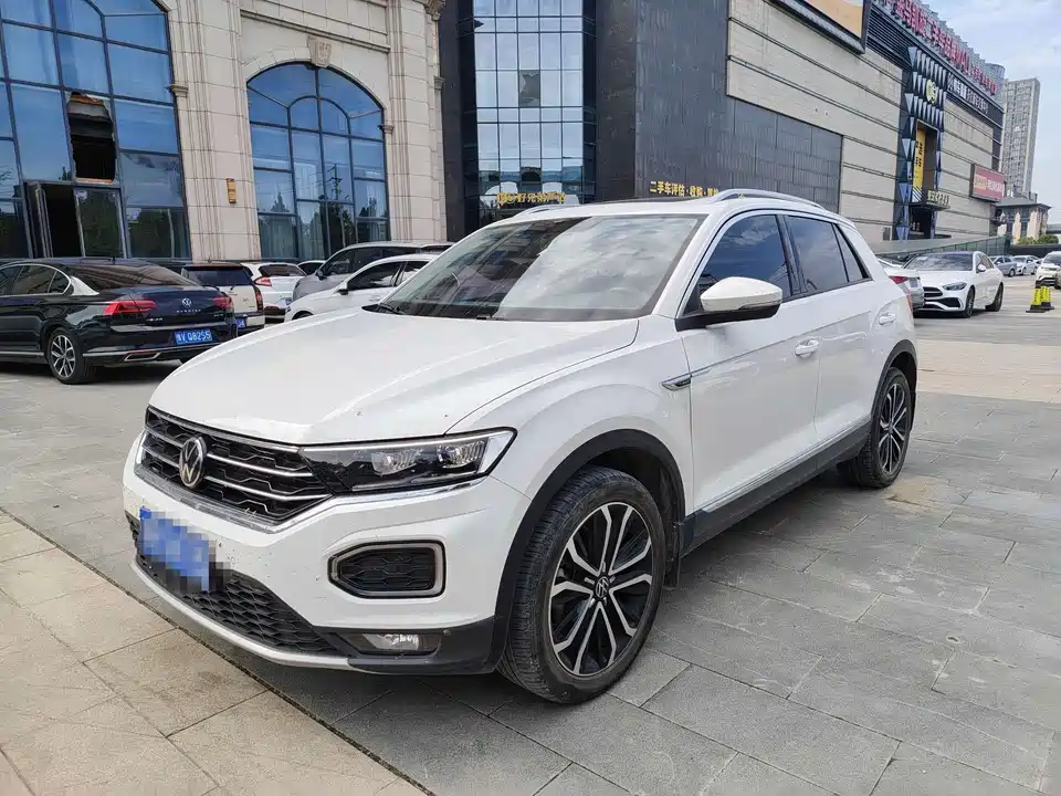 Volkswagen T-ROC exploring Songs