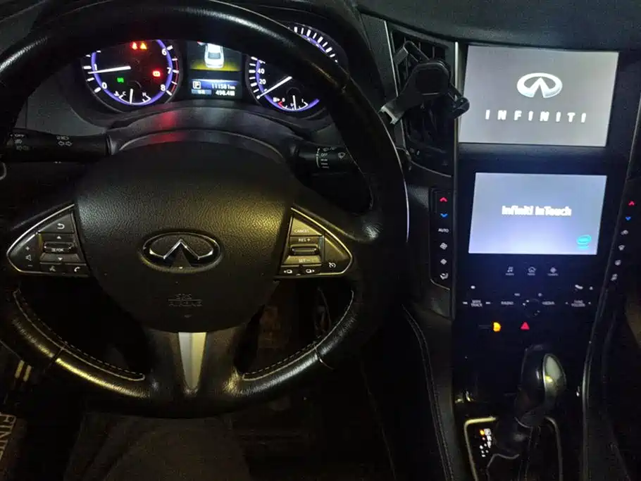 Infiniti Q50L