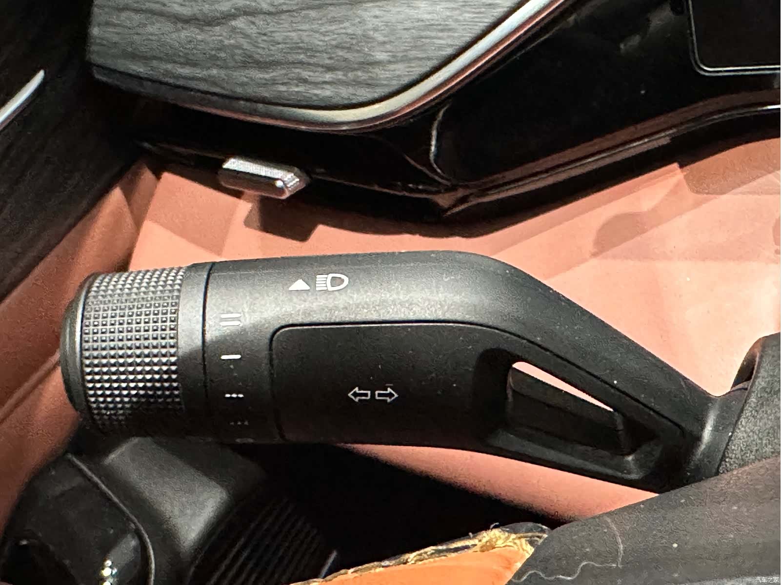 Geely Galaxy L6, 2025 10