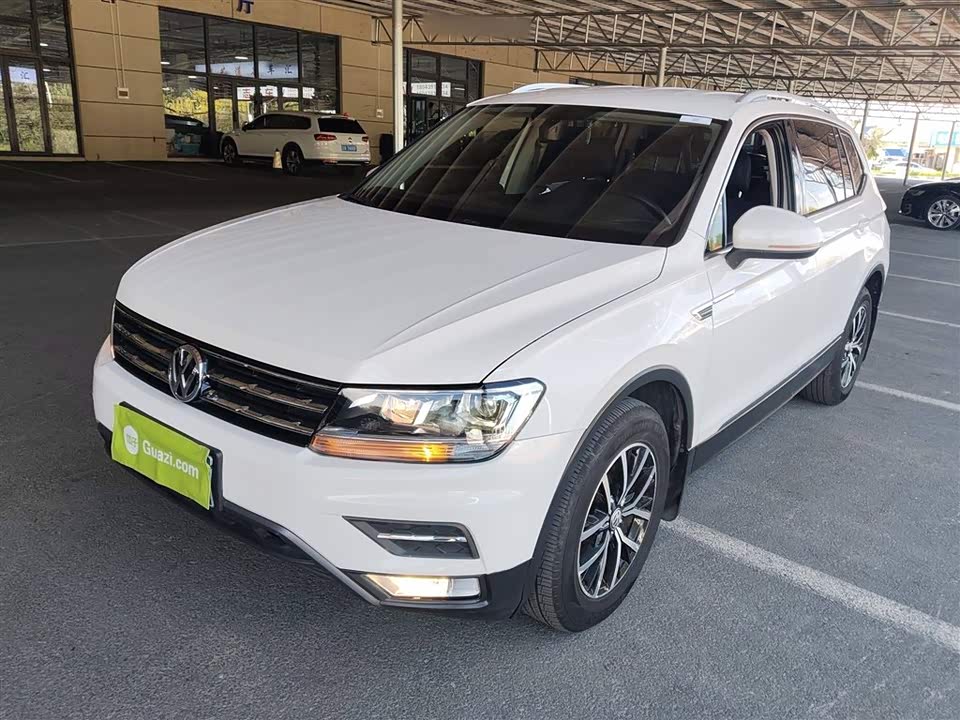 Volkswagen Tiguan L