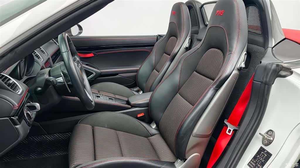 Porsche Boxster, 2021 13