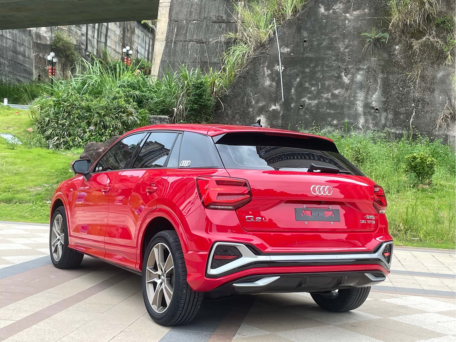 Audi Q2L, 2022 9