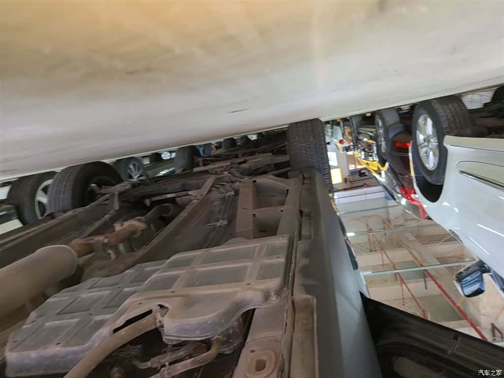 Geely X6, 2016 22