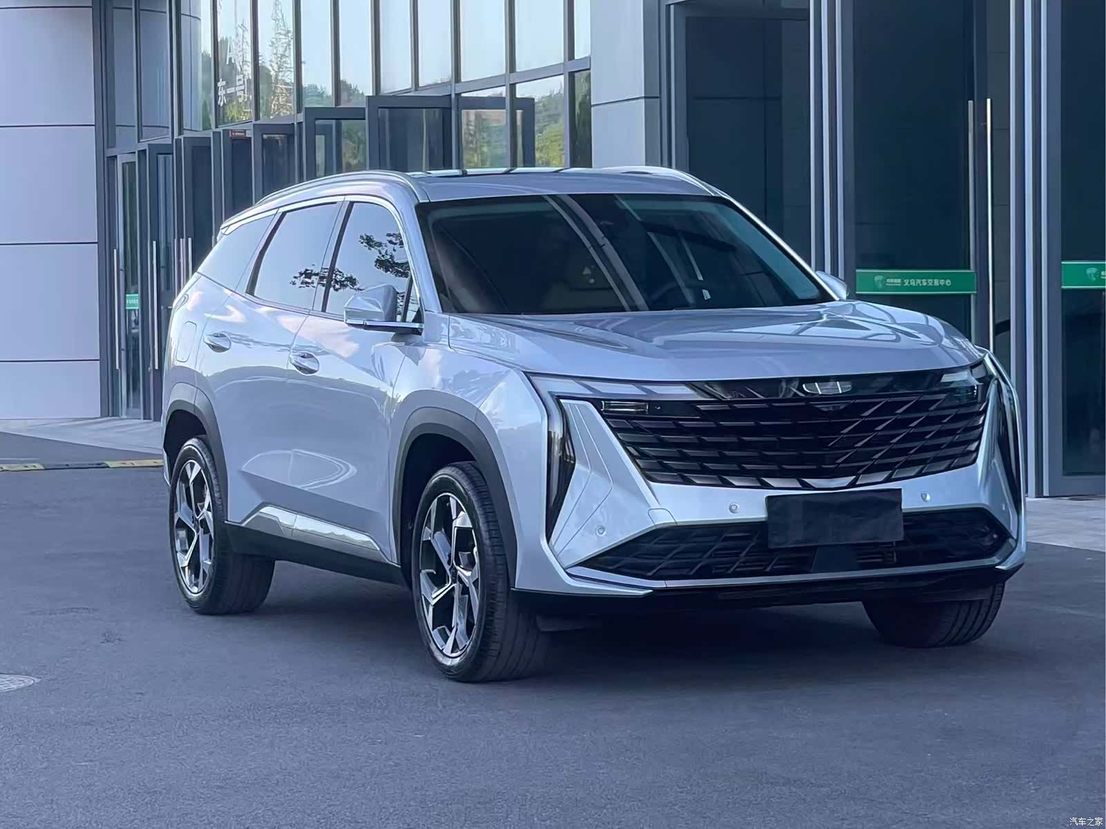 Geely Boyue, 2024 3