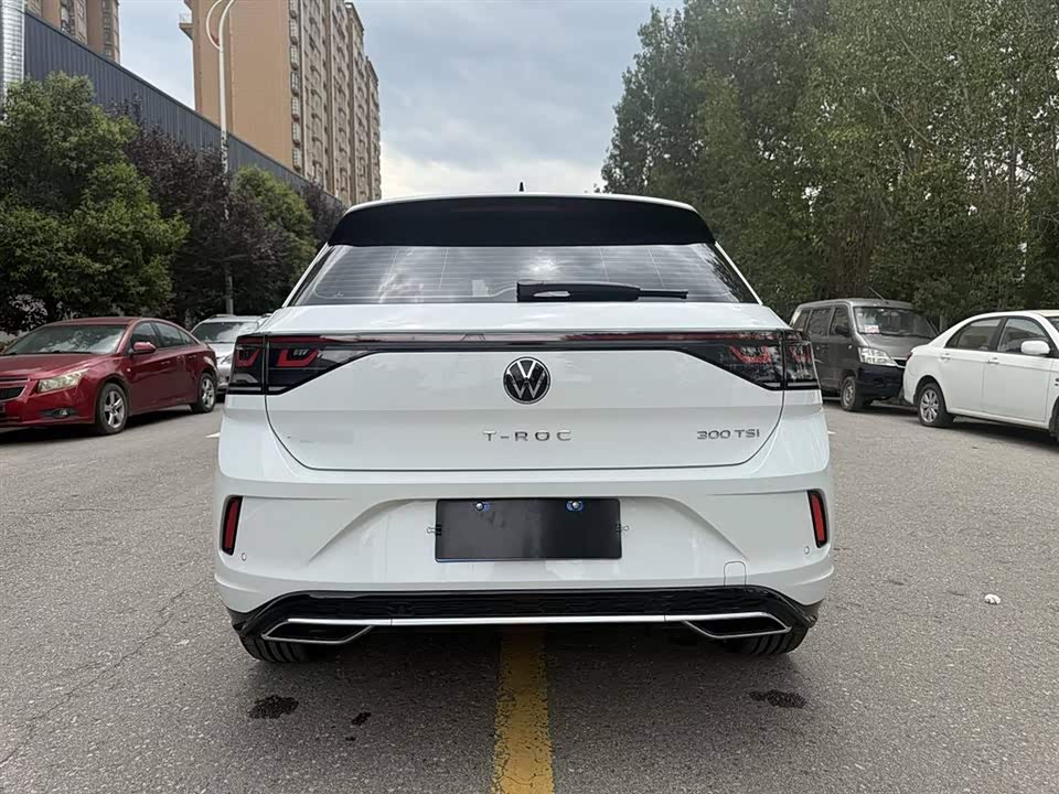 Volkswagen T-ROC exploring Songs