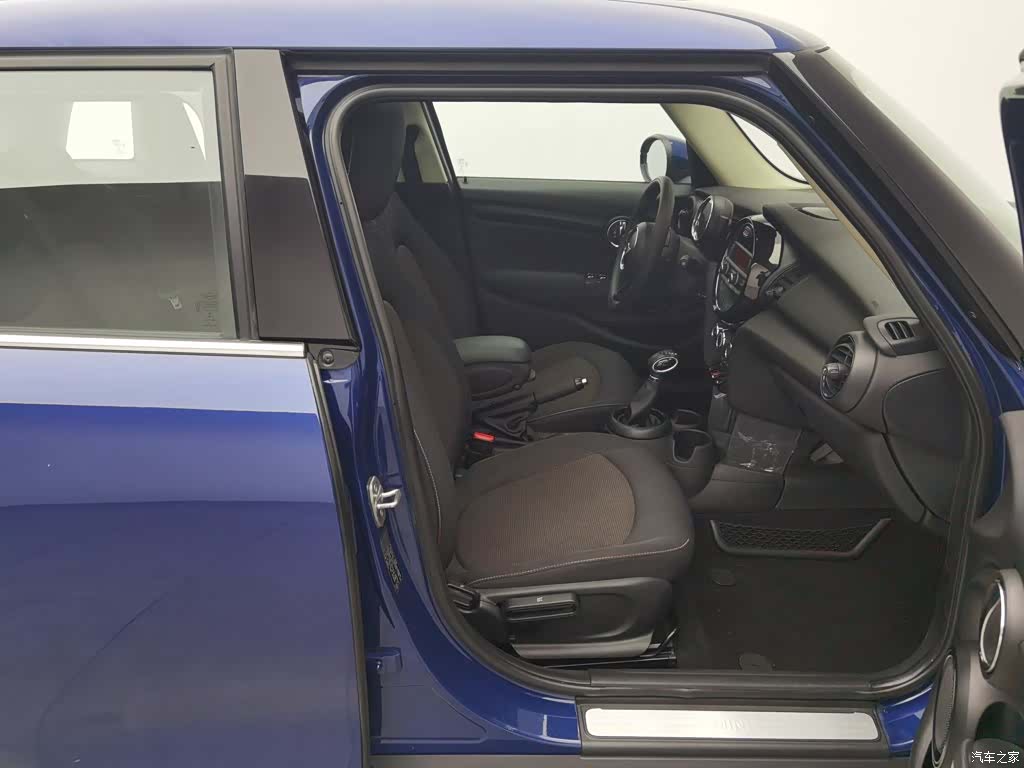 Mini ONE, 2016 23