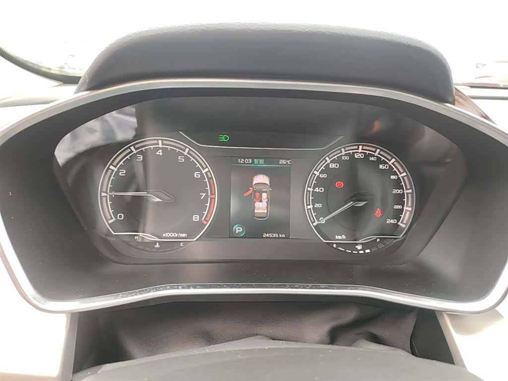 Geely Coolray, 2024 12