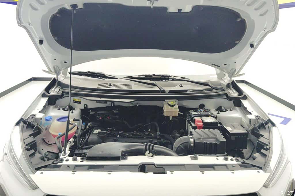 Chery 3x, 2025 10