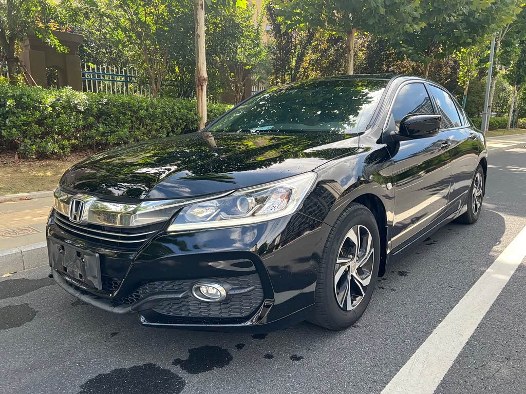 Honda Accord 2016 2.0L Elite