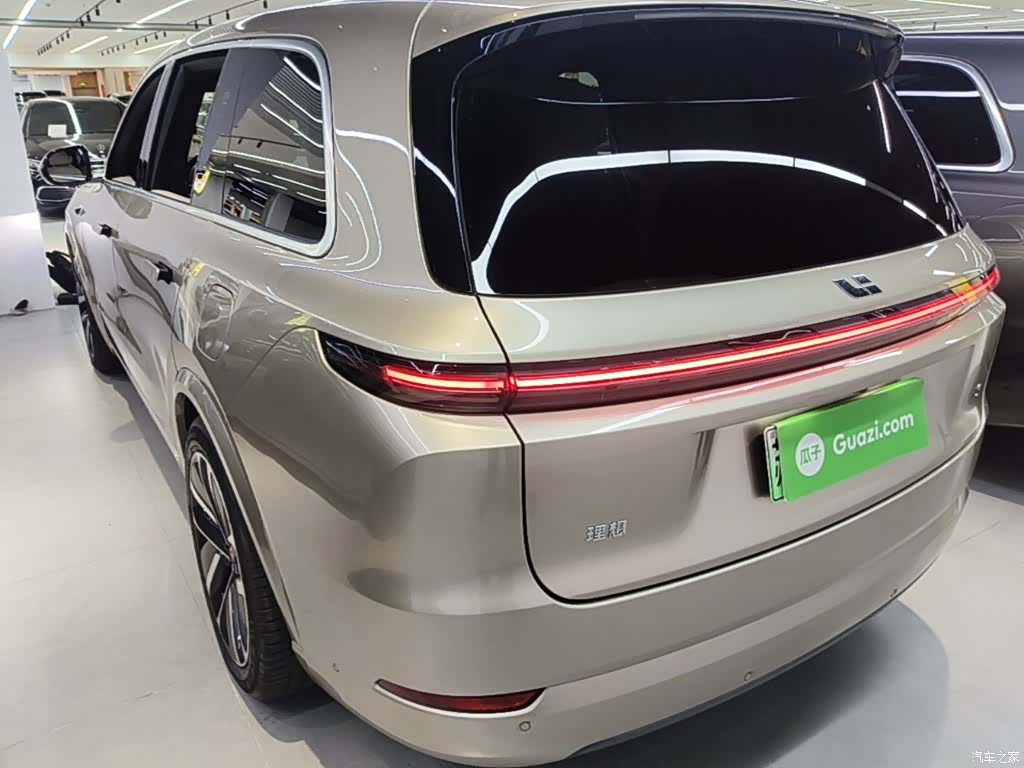Li Auto L8, 2024 все фото