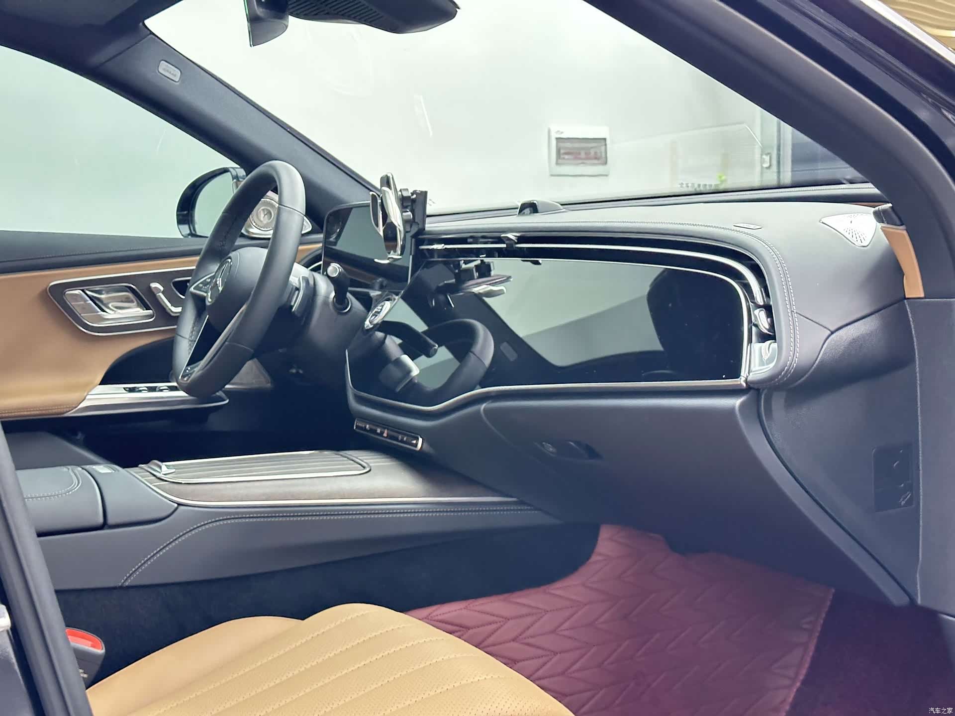 Mercedes-Benz E-Class, 2025 17