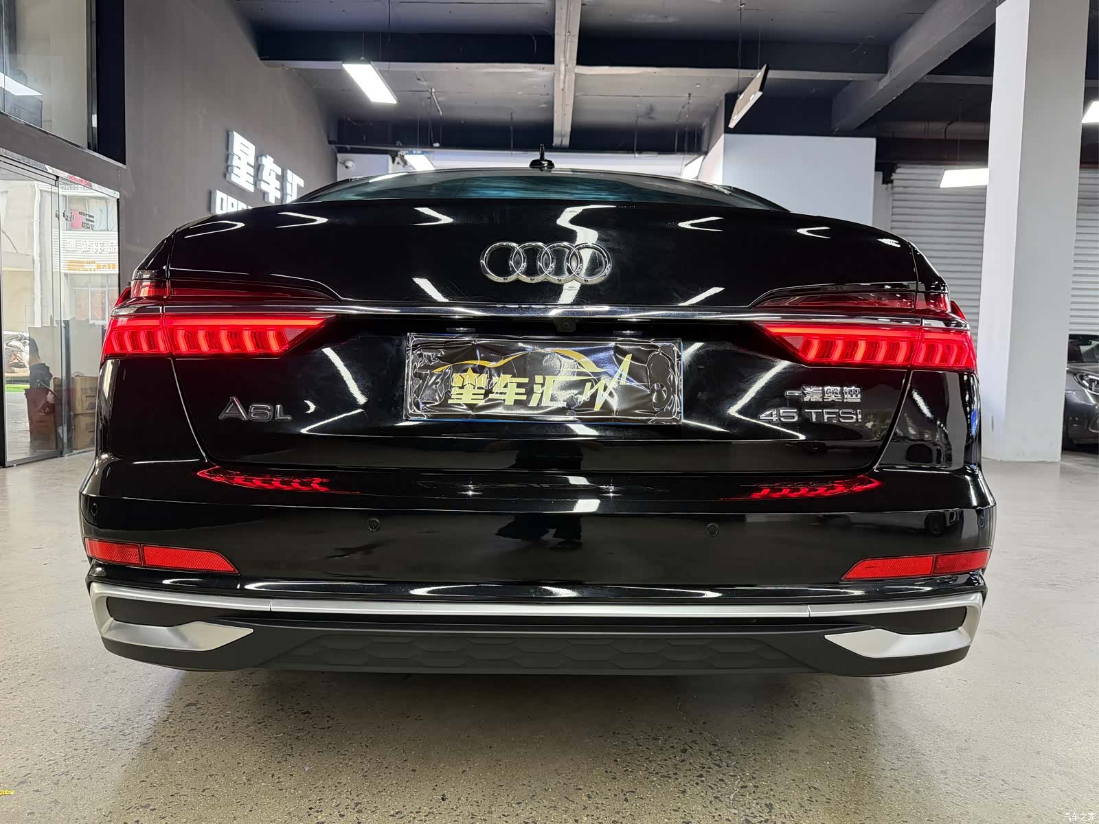 Audi A6L, 2020 12