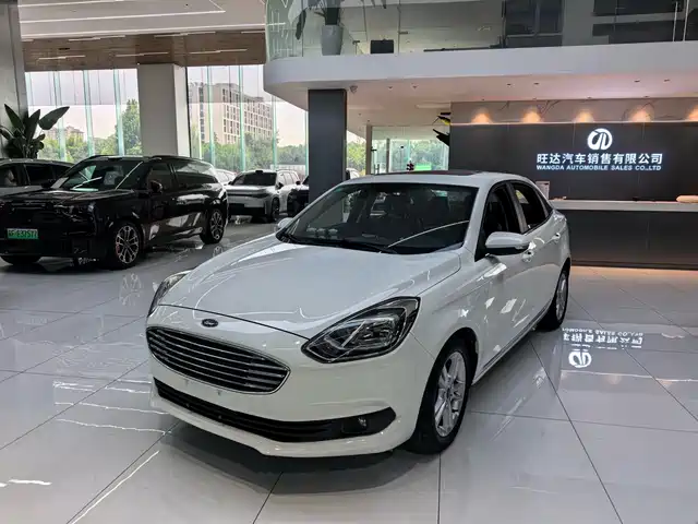 Ford Focus 2019 — купить из Китая под заказ