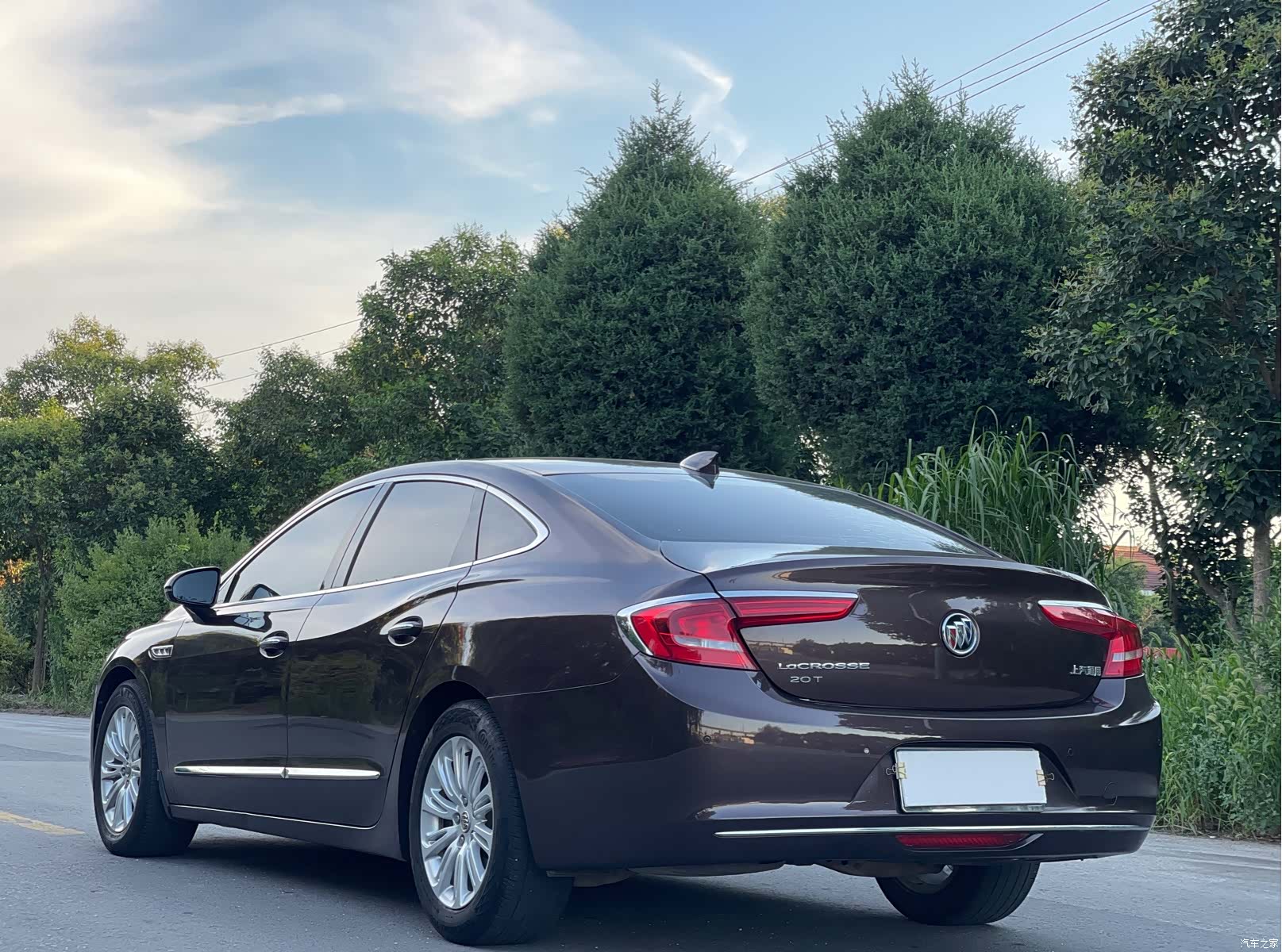 Buick LaCrosse, 2017 все фото