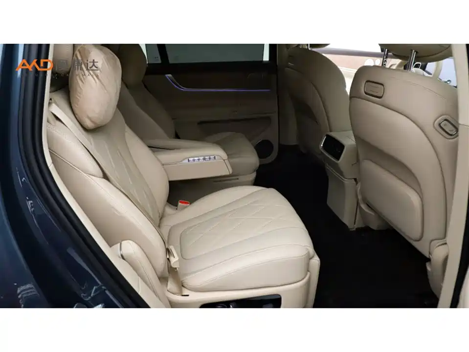 AITO Ask the world M9