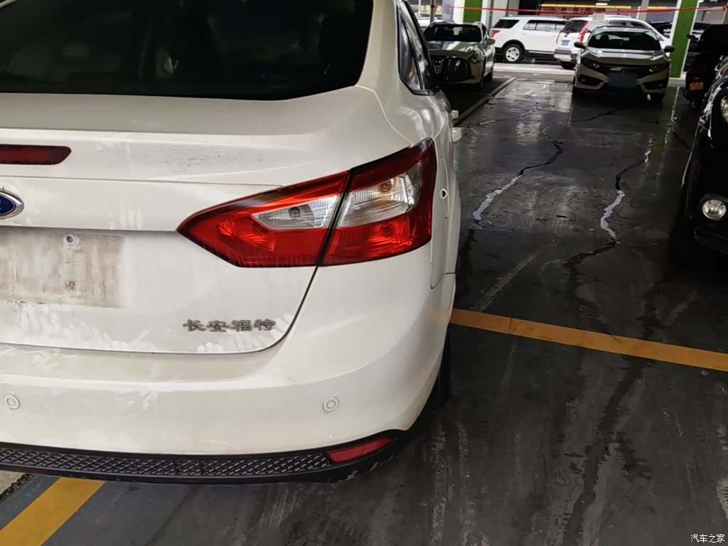 Ford Focus, 2015 8