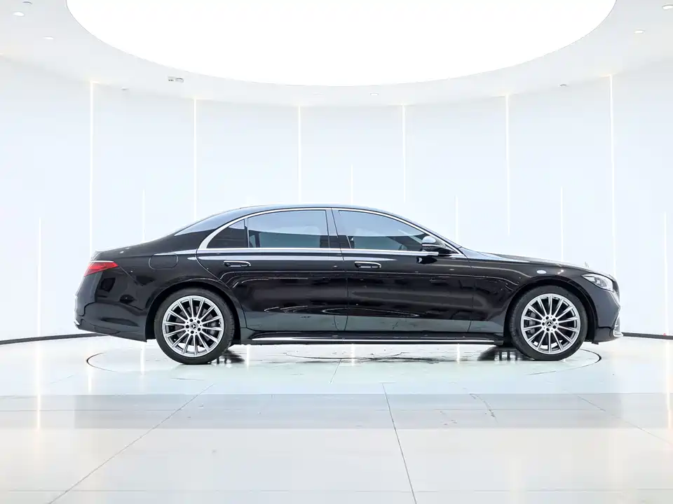 Mercedes-Benz S-class Mercedes-Benz S-class