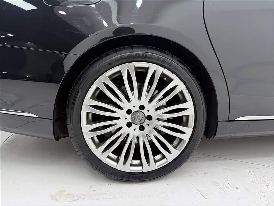 Mercedes-Benz Maybach S-class