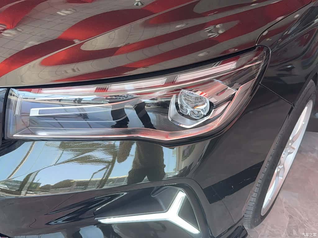 Geely Emgrand, 2025 20