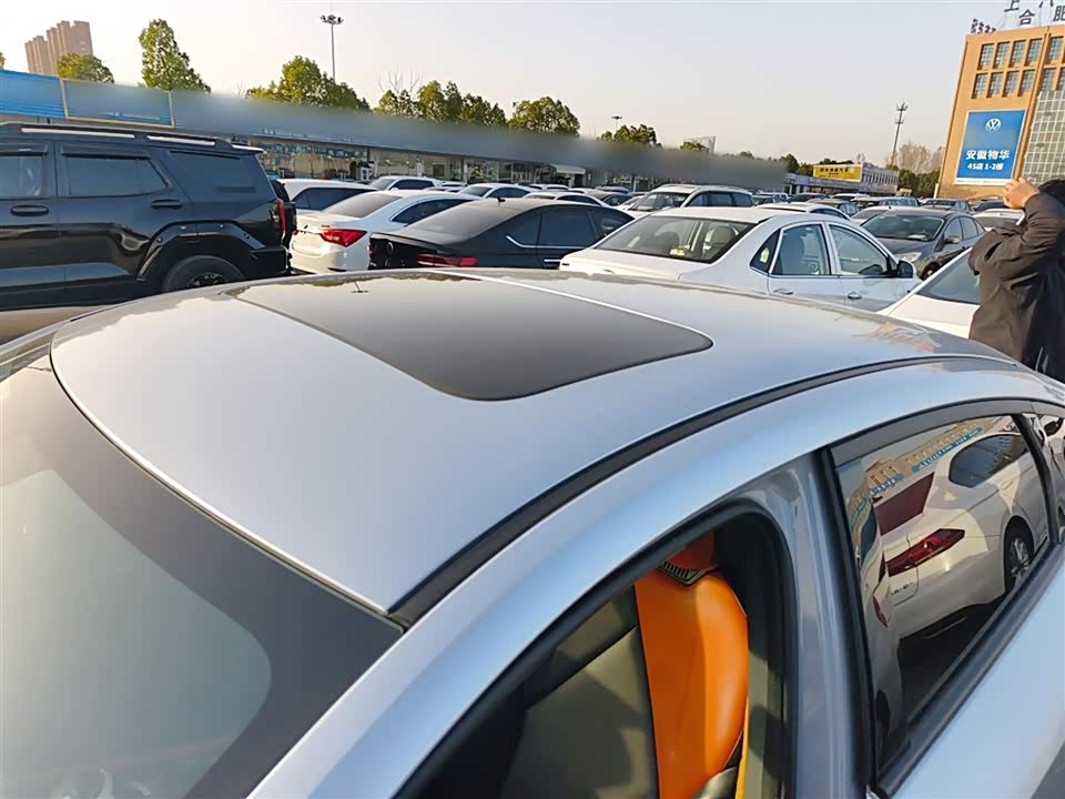 Changan UNI-V Smart iDD