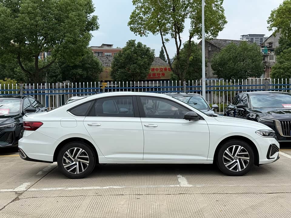 Volkswagen Lavida