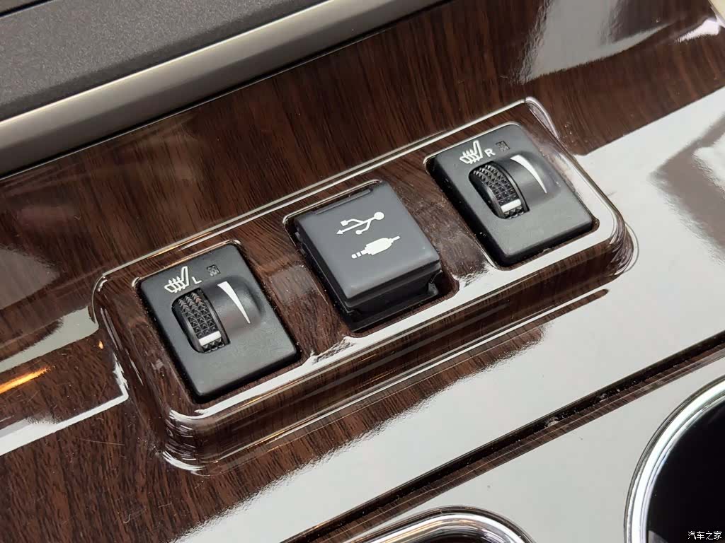 Toyota XLE, 2019 18