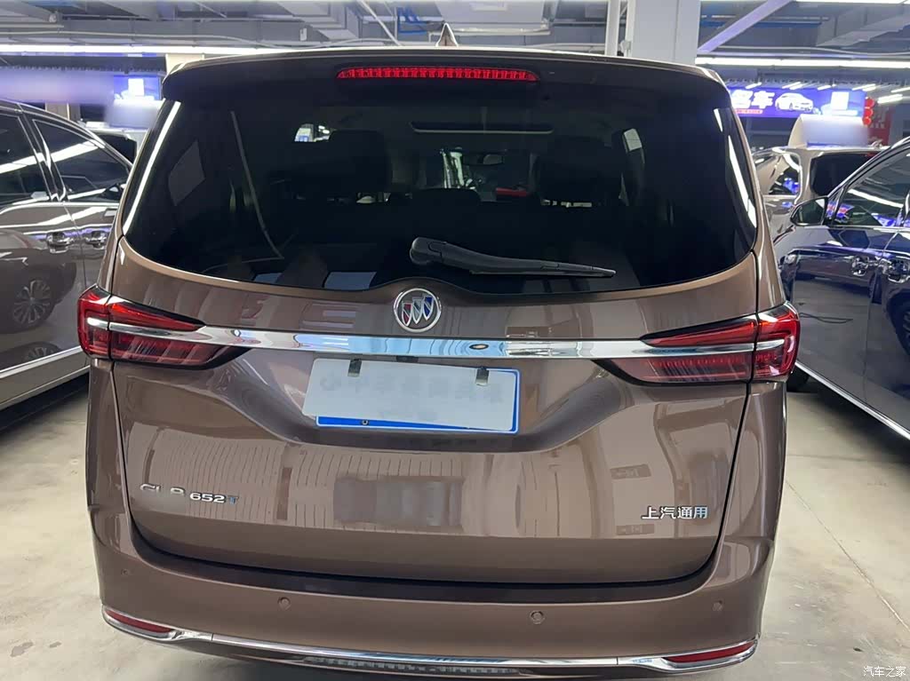 Buick GL8, 2022 11