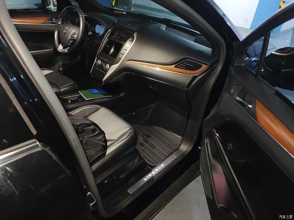 Lincoln MKC, 2017 20