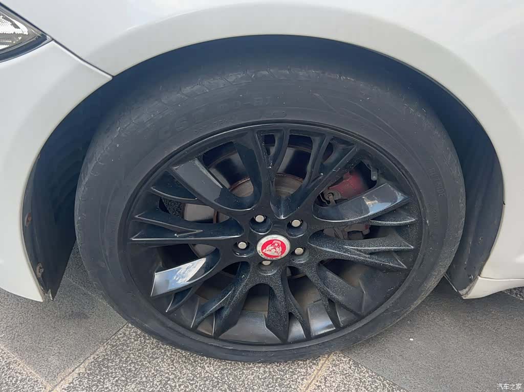 Jaguar XF, 2014 22