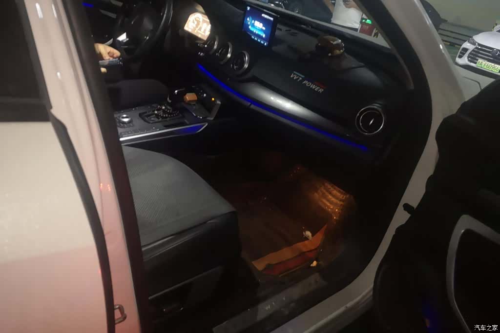 WEY VV7, 2018 8