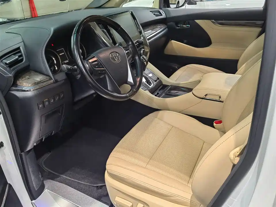 Toyota Elfa Toyota Elfa