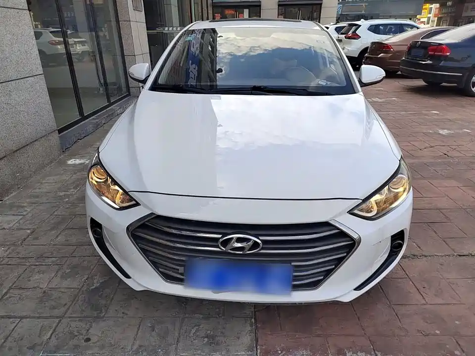 Hyundai Lead Hyundai Lead