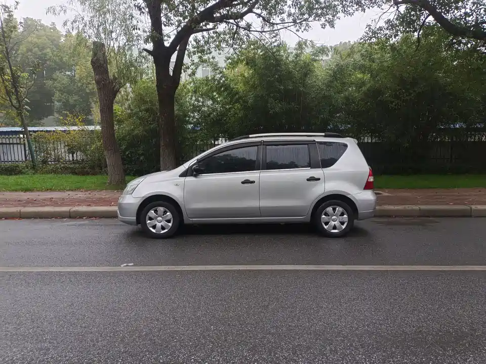 Nissan Liwei