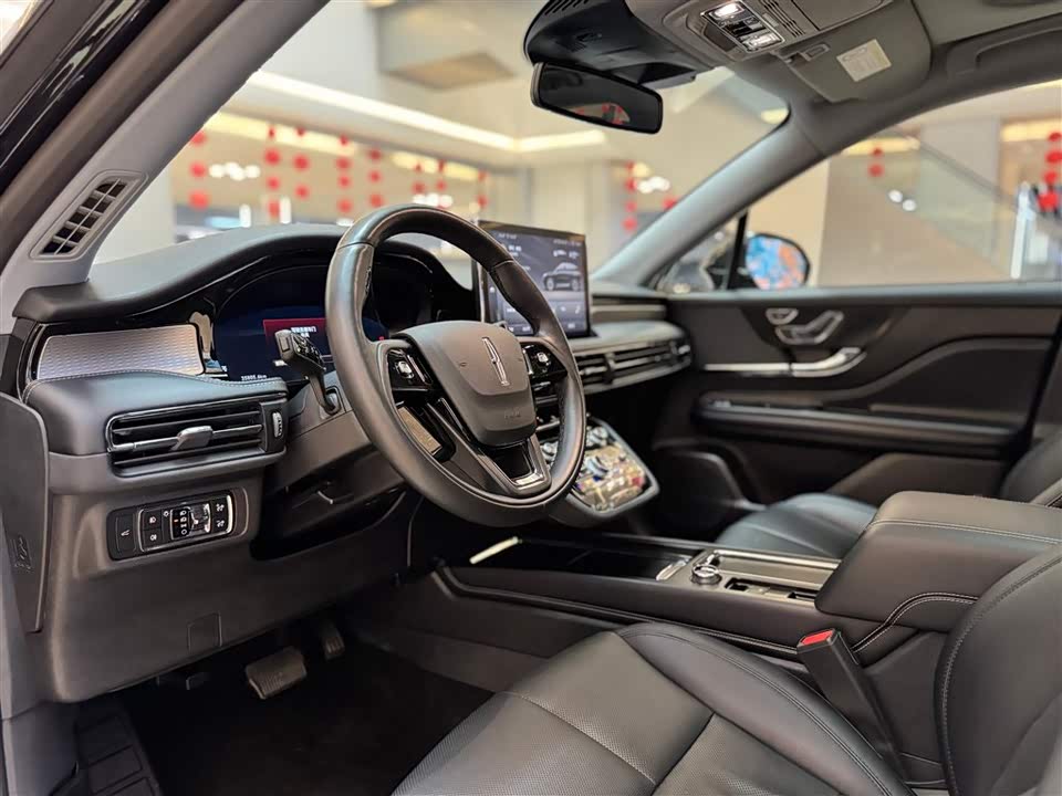 Lincoln Adventurer